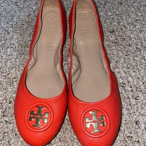 Tory Burch red ballet flats size 9.5 never worn